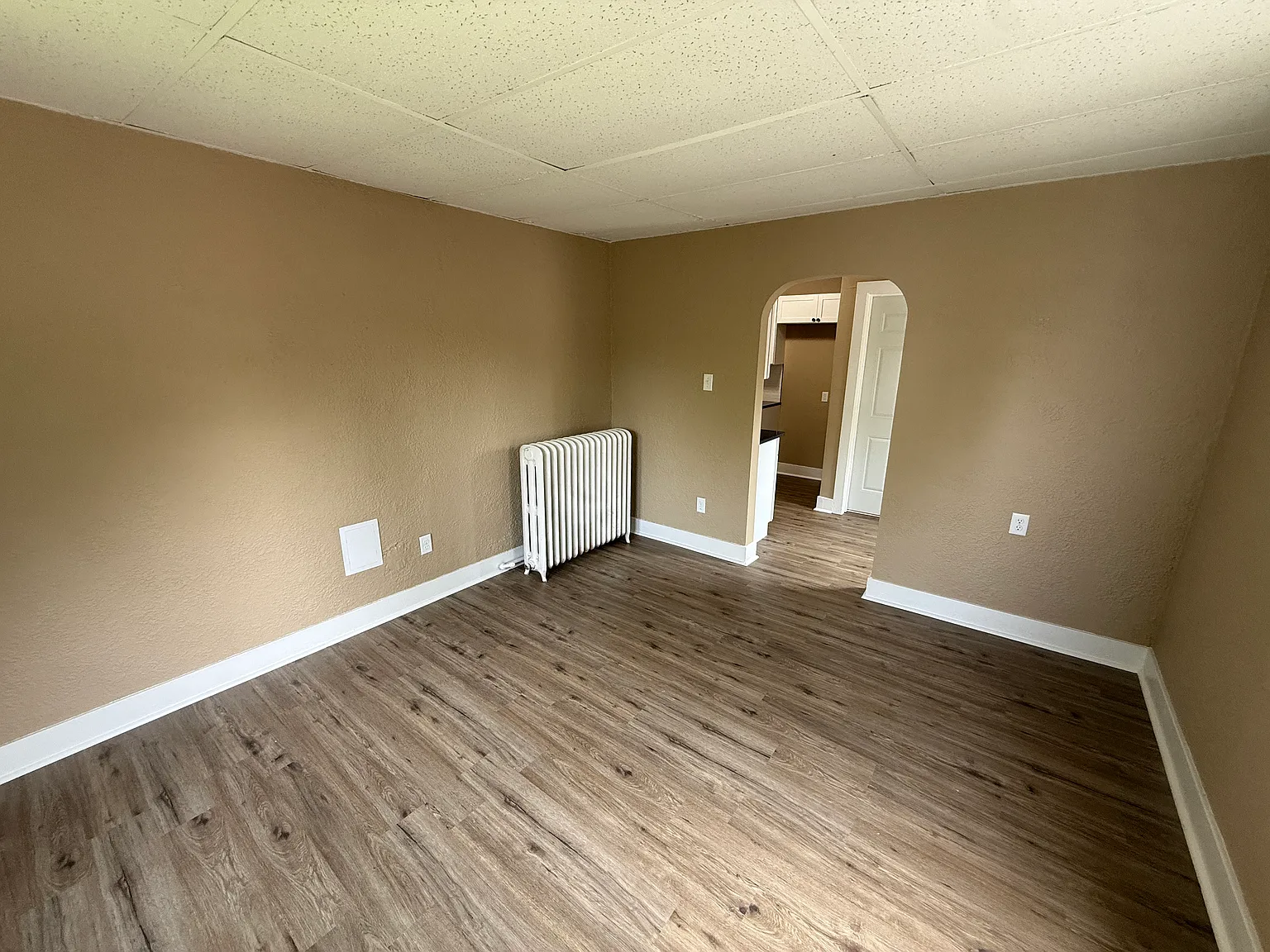 Studio, 450 sqft, $1,000 — Photo 2