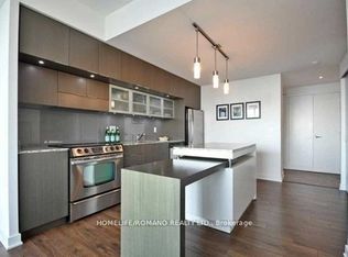 110 Charles St E #3101, Toronto, ON M4Y 1T5