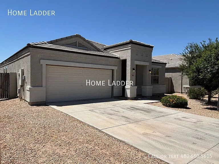10453 E Cliffrose Ln — Photo 3