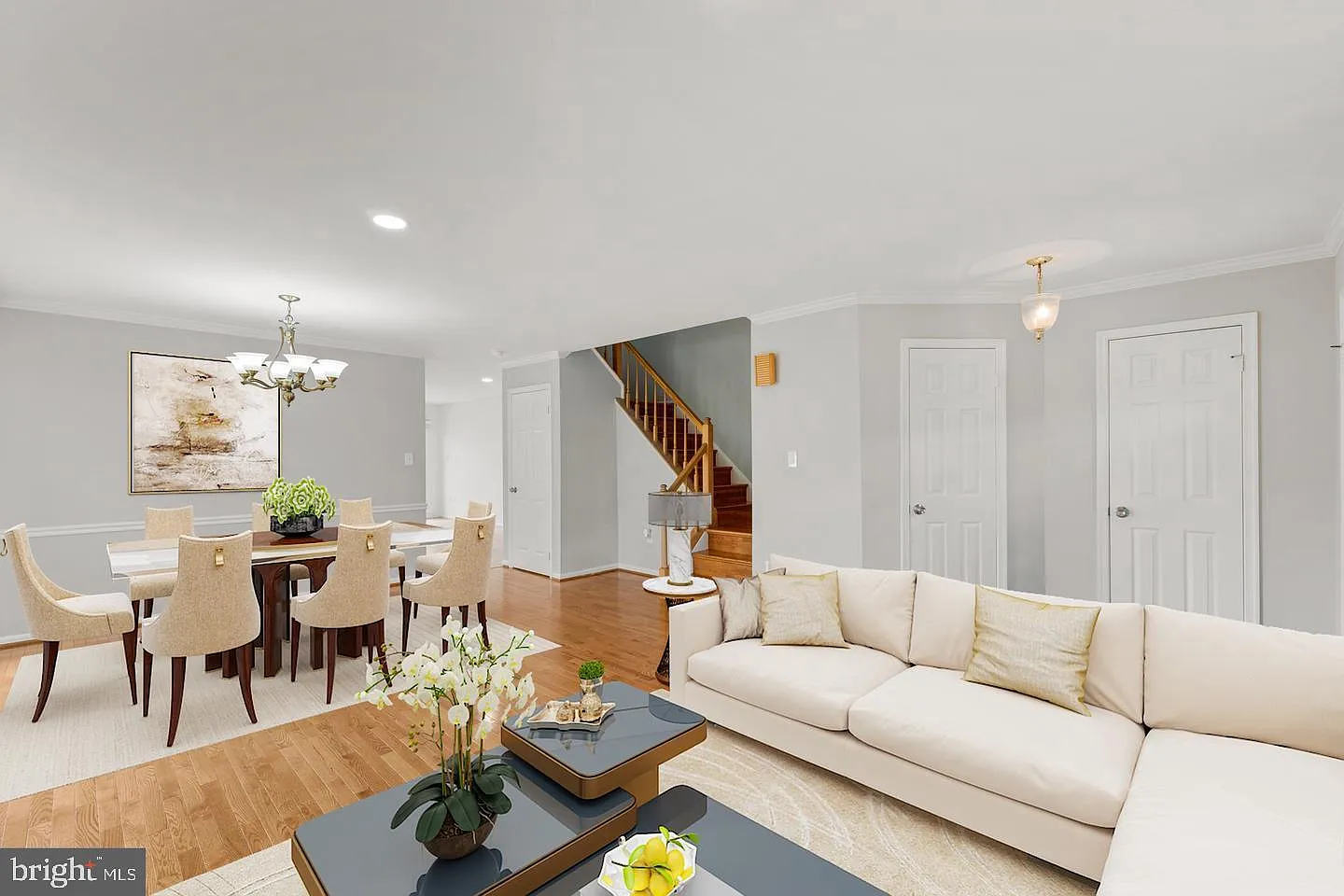 3 bed, 3.5 bath, 2352 sqft, $3,100 — Photo 3