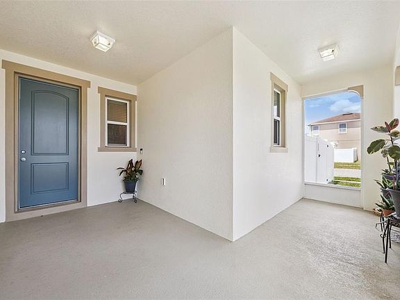 3rd image of 3177 Bayou Ln