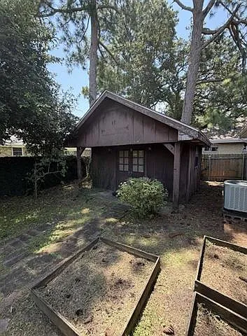 4901 Purdue Dr — Photo 15