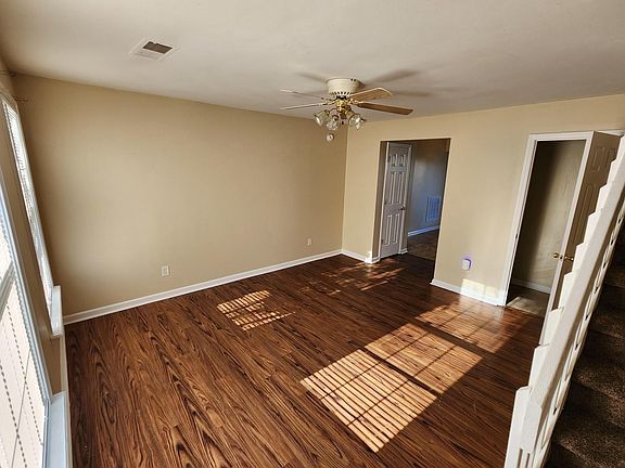2nd image of 3634 Walden Dr