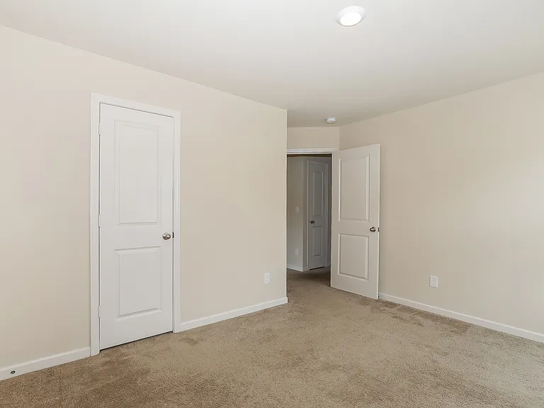 772 Fitzroy Dr — Photo 8