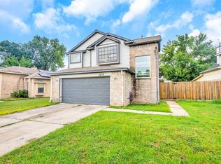3810 Storm Creek Dr, Houston, TX 77088