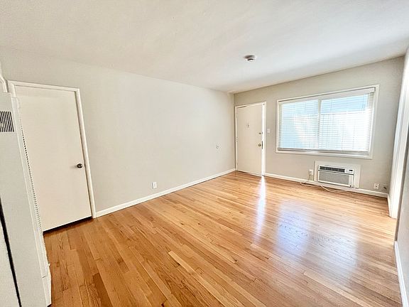 5th image of 1320 P St APT 3