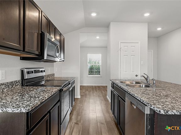 3rd image of 1049 Velvet Ct