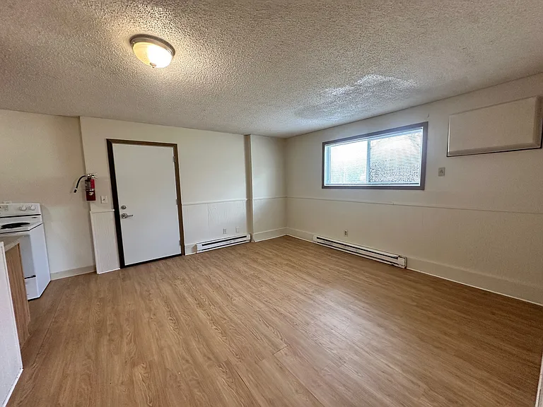 24th St. Apartments — Photo 25