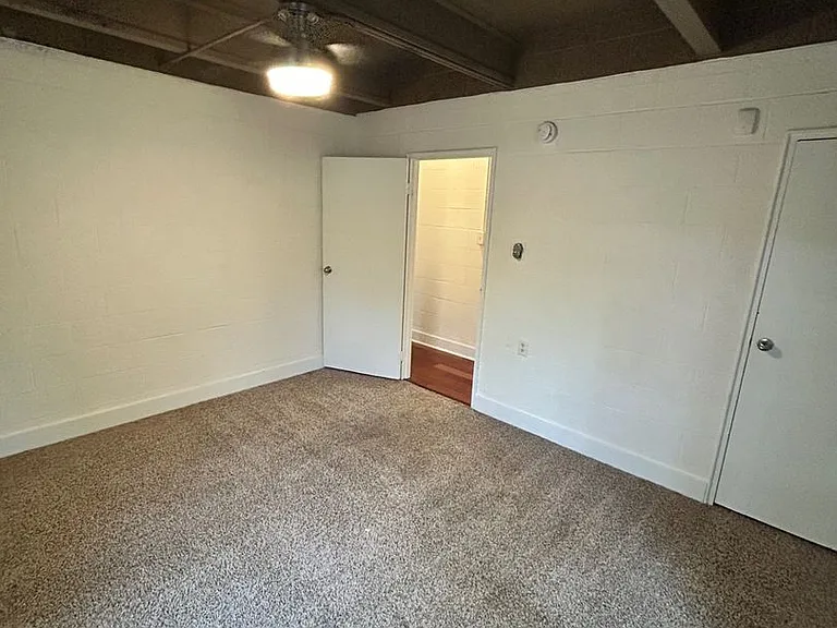 505 Cherry St SE #100 — Photo 13