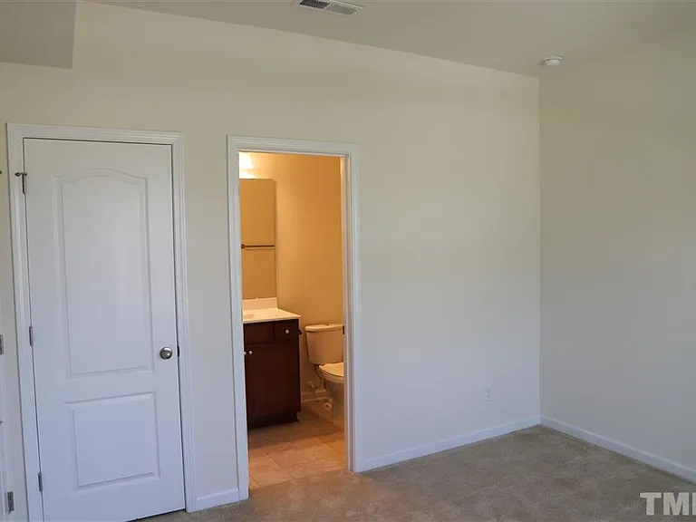 315 King Closer Dr #1 — Photo 3