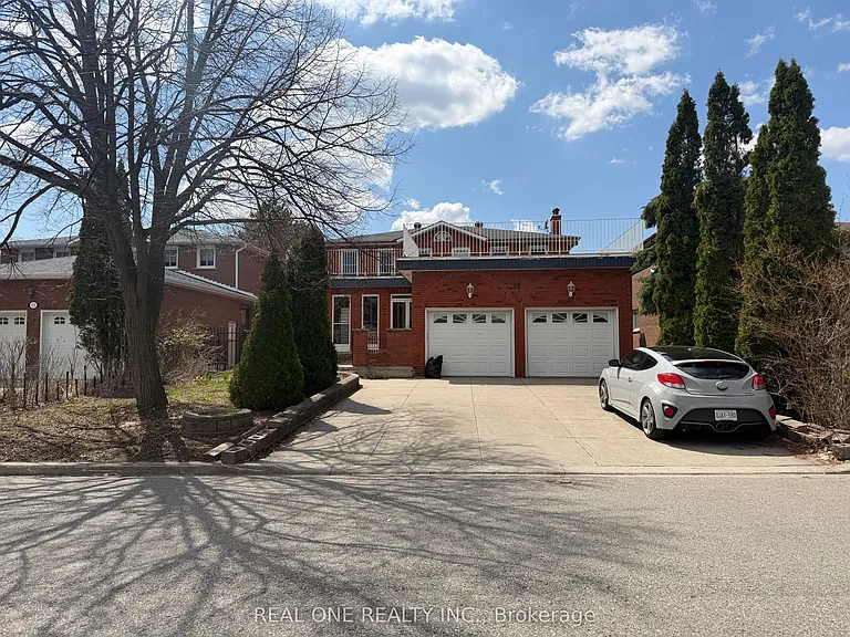 14 Empringham Cres — Photo 2