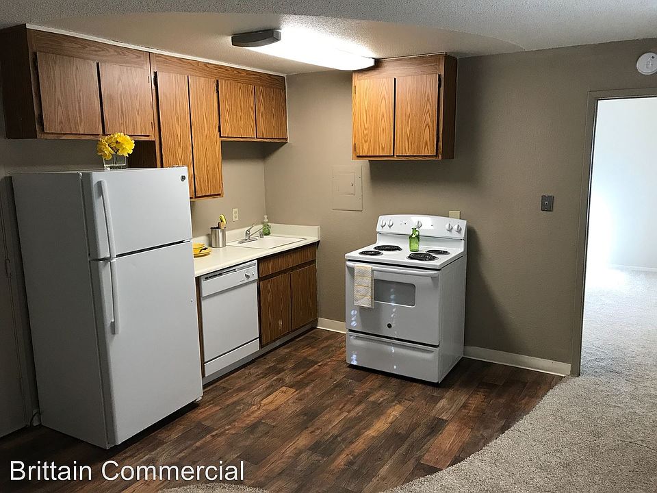 1st image of 1616 E St APT 09