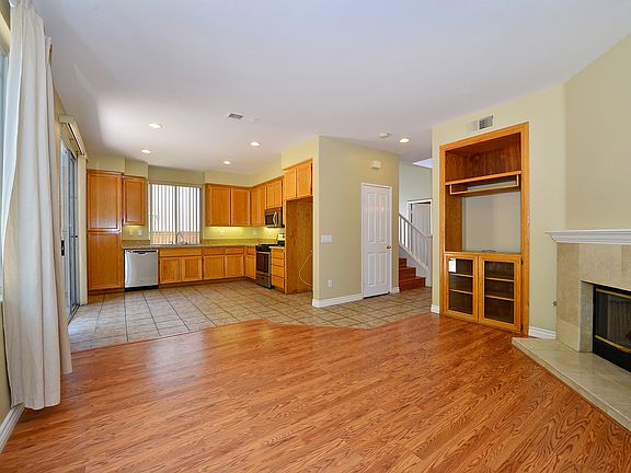 4th image of 2529 Saddlehorn Dr