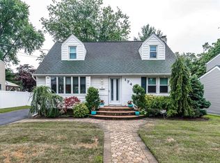 1744 Clinton Ave, Merrick, NY 11566