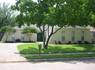 2210 Holly Knoll St, Houston, TX 77077