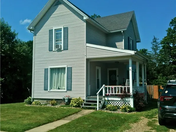 17 Chestnut St, Belfast, NY 14711