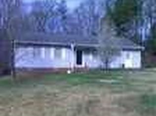 16004 S Radio Station Rd, Seneca, SC 29678