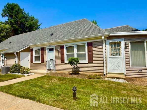 293 Sharon Way #A
