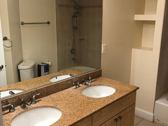 4th image of 70 S Munn Ave APT 407
