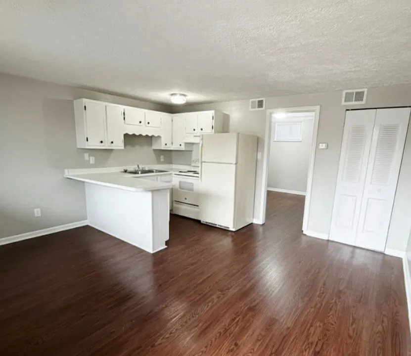 159 Miller Dr #10