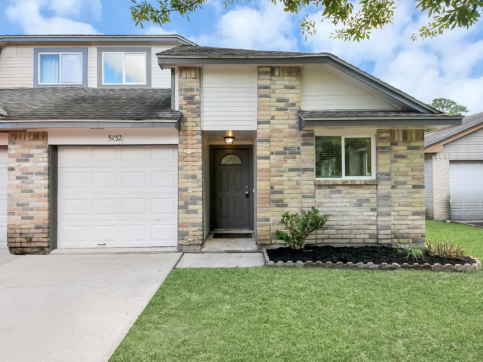 4 bed, 2.0 bath, 1545 sqft, $1,695 — Photo 1