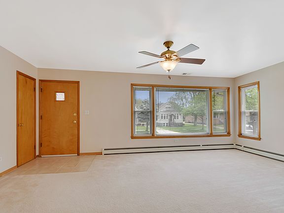 2nd image of 4418 Amelia Ave
