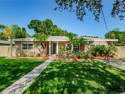 705 Bayshore Dr, Tarpon Springs, FL, 34689