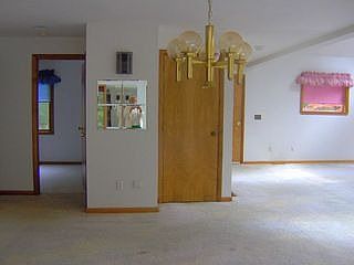 2nd image of 5 Sunridge Rd