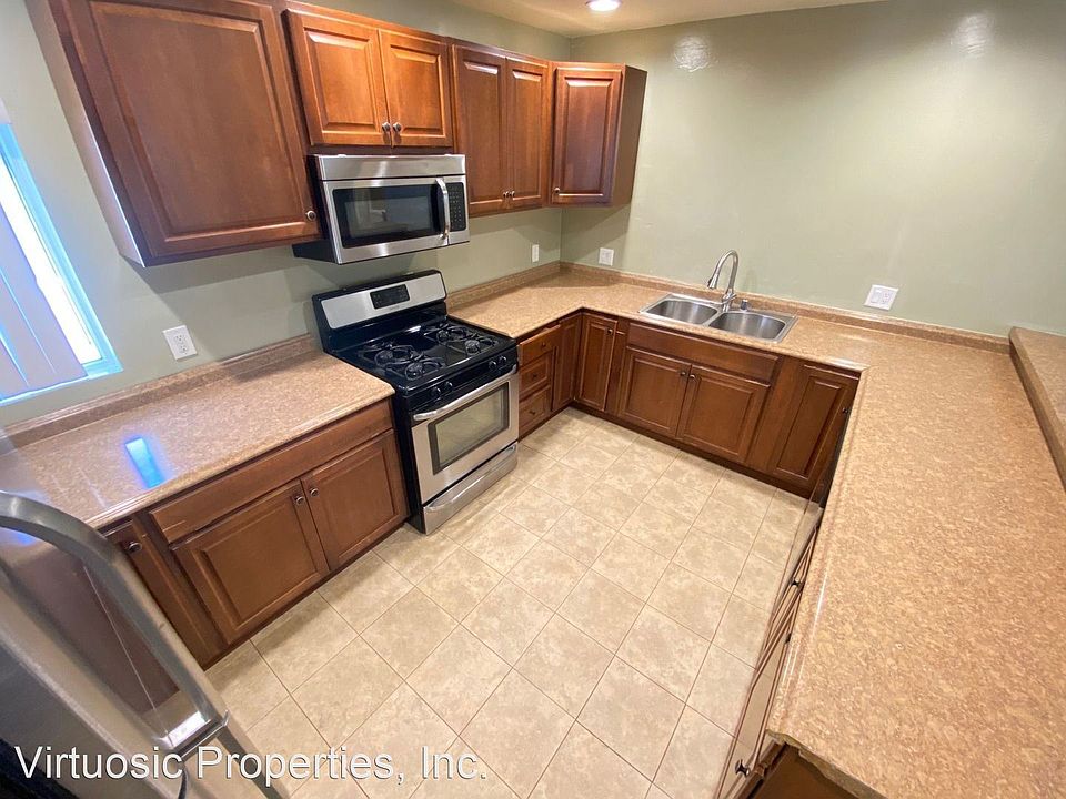 1st image of 5120-22 63rd St