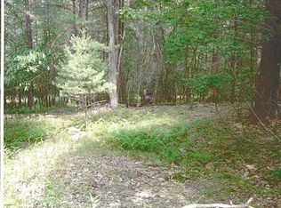 503 Timber Ridge Dr, Hawley, PA 18428