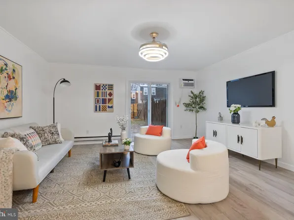 446 La Cascata Tnhs, Clementon, NJ 08021