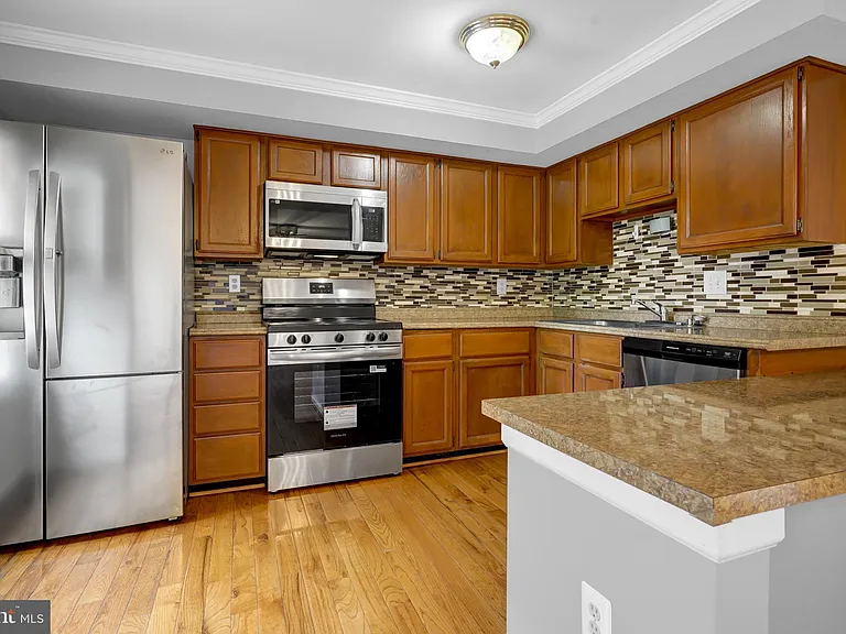 12821 Evansport Pl — Photo 13