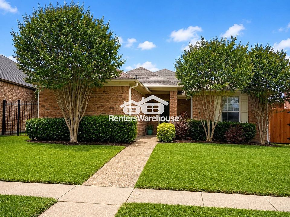 1st image of 2302 Greenpark Dr