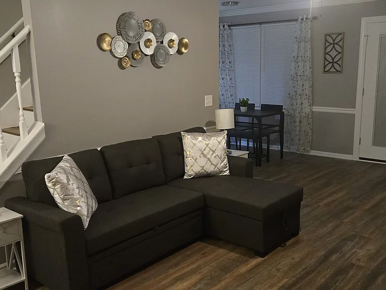 Crescent Ln — Photo 9