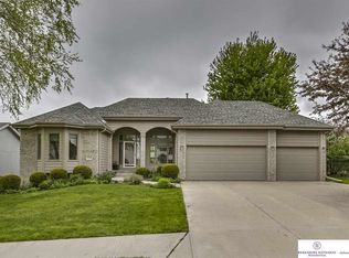 17516 Karen St, Omaha, NE 68135