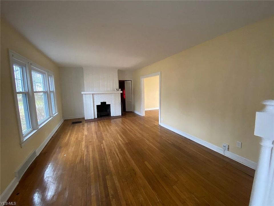 776 Woodview Rd, Cleveland Heights, OH 44121 Zillow