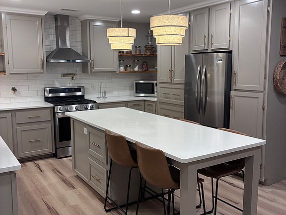 5th image of 286 Kitchens Branch Rd
