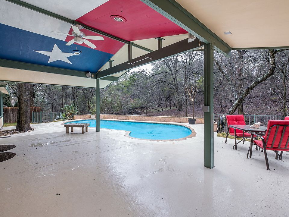 1st image of 203 Doeskin Dr