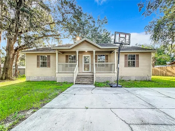 110 Berry Rd, Winter Haven, FL 33880