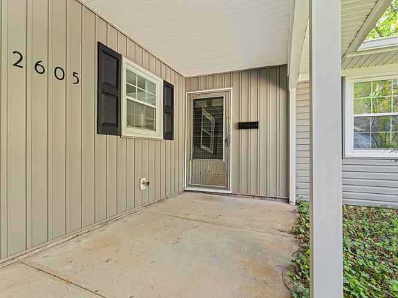 2nd image of 12605 Cedarbrook Ln