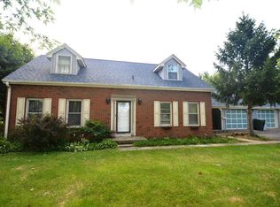 800 Maple Dr, Frankfort, IN 46041