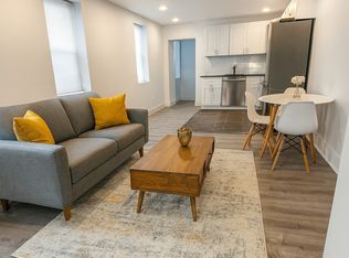 1447 N Franklin St #A, Philadelphia, PA 19122