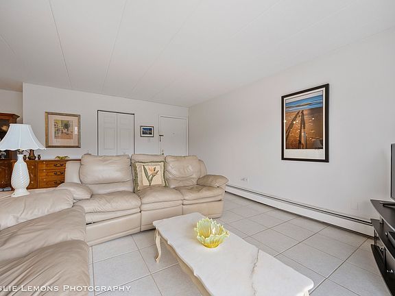 4th image of 8410 Captons Ln APT 103