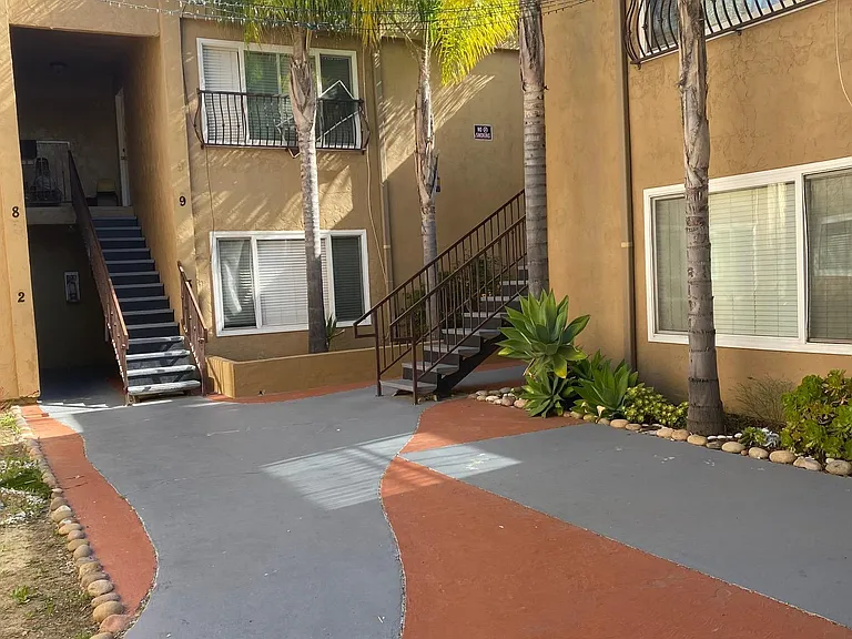 5014 Auburn Dr #12 — Photo 10