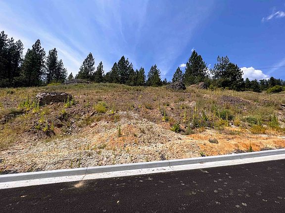 2nd image of 8 N Jefferson Dr Lot 16