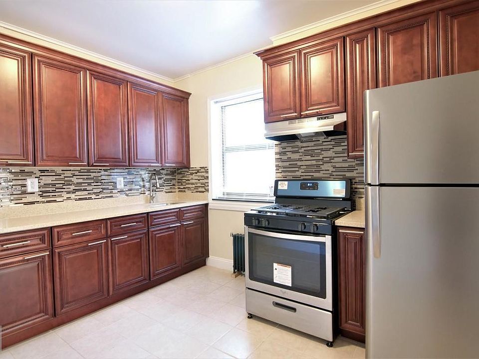 2nd image of 2545 18th St APT 5