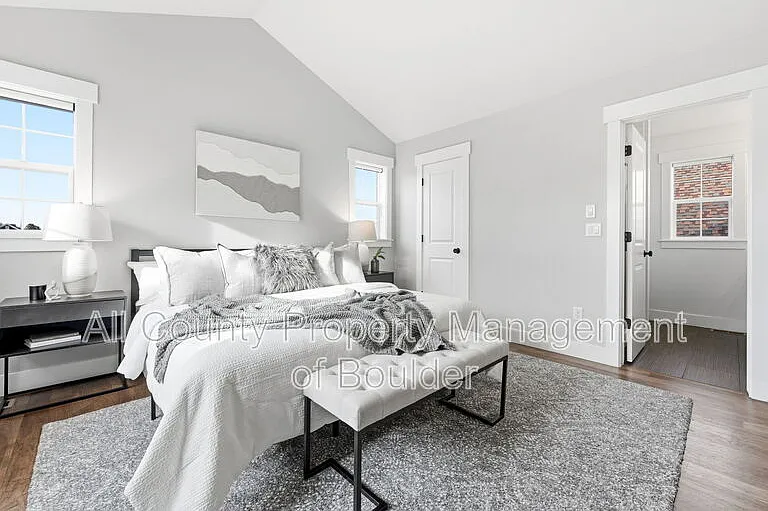 2823 Clear Creek Ln — Photo 21