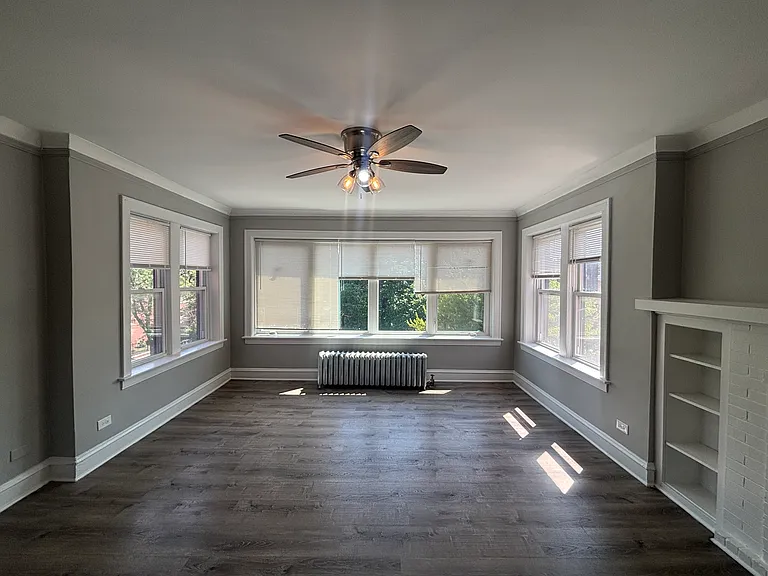8000 S Champlain Ave — Photo 13