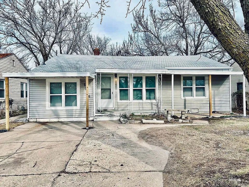 1246 N Erie Ave