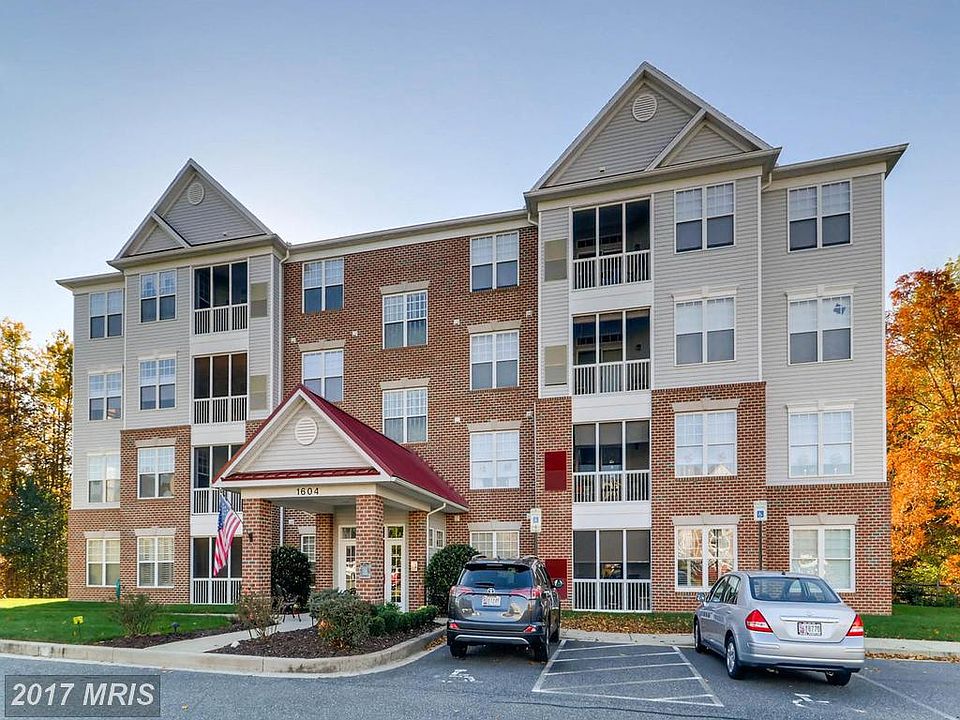 1st image of 1604 Martha Ct Unit 301